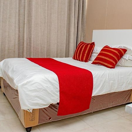 R Executive Apartments 하라레 외부 사진