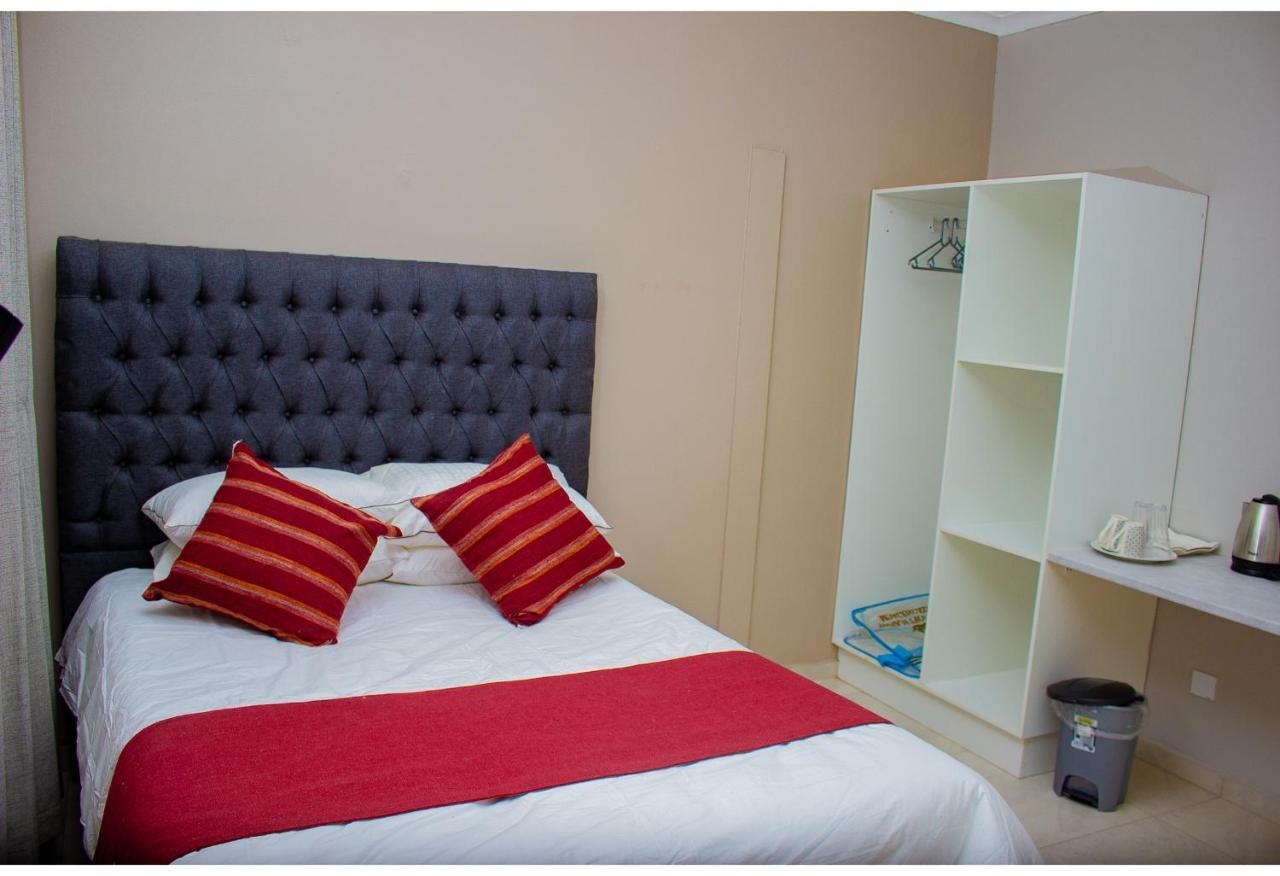 R Executive Apartments 하라레 외부 사진