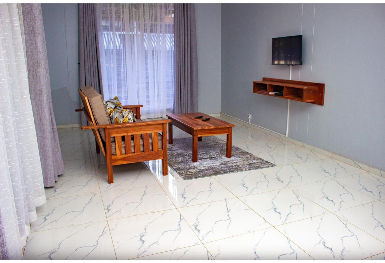 R Executive Apartments 하라레 외부 사진