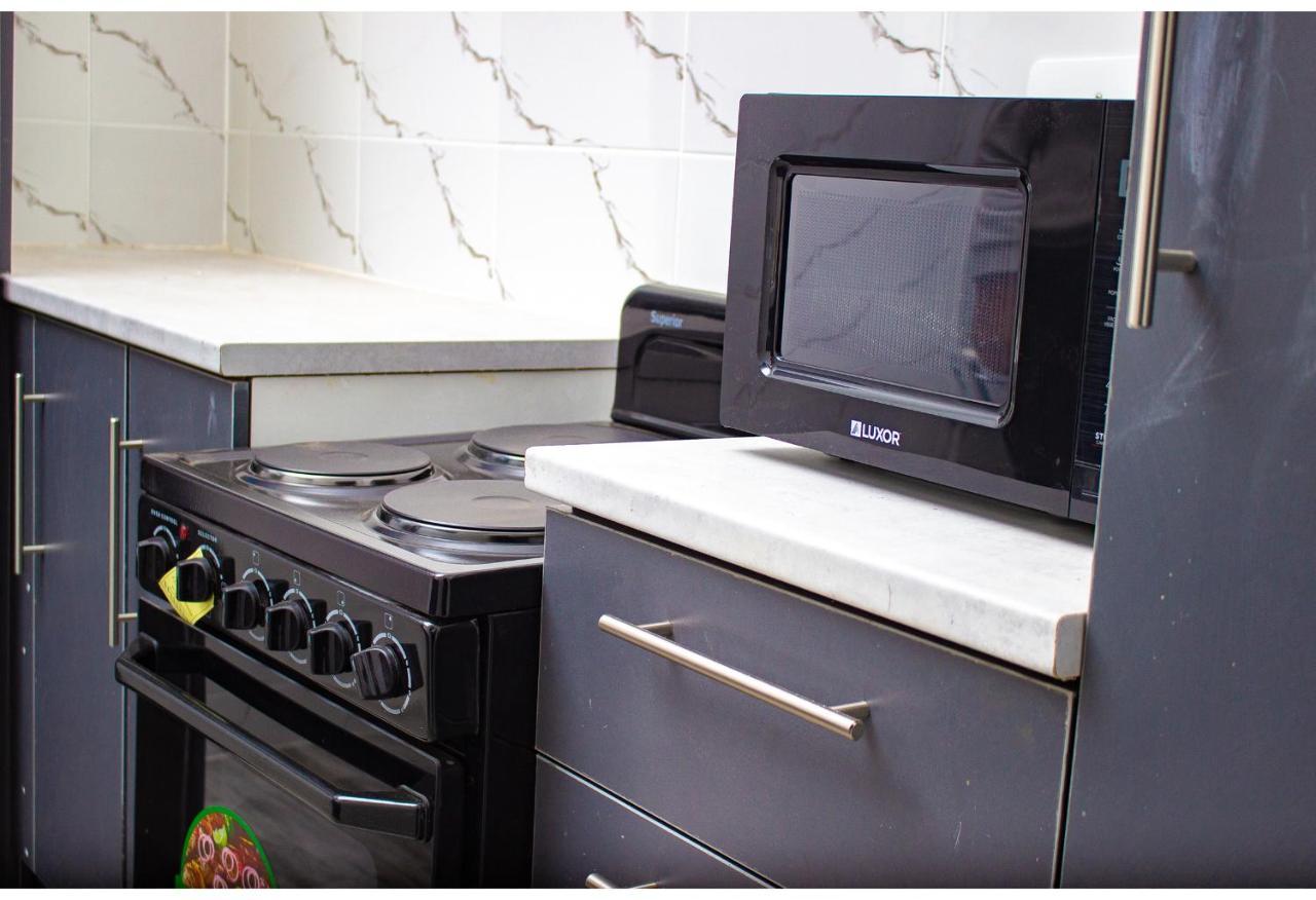 R Executive Apartments 하라레 외부 사진
