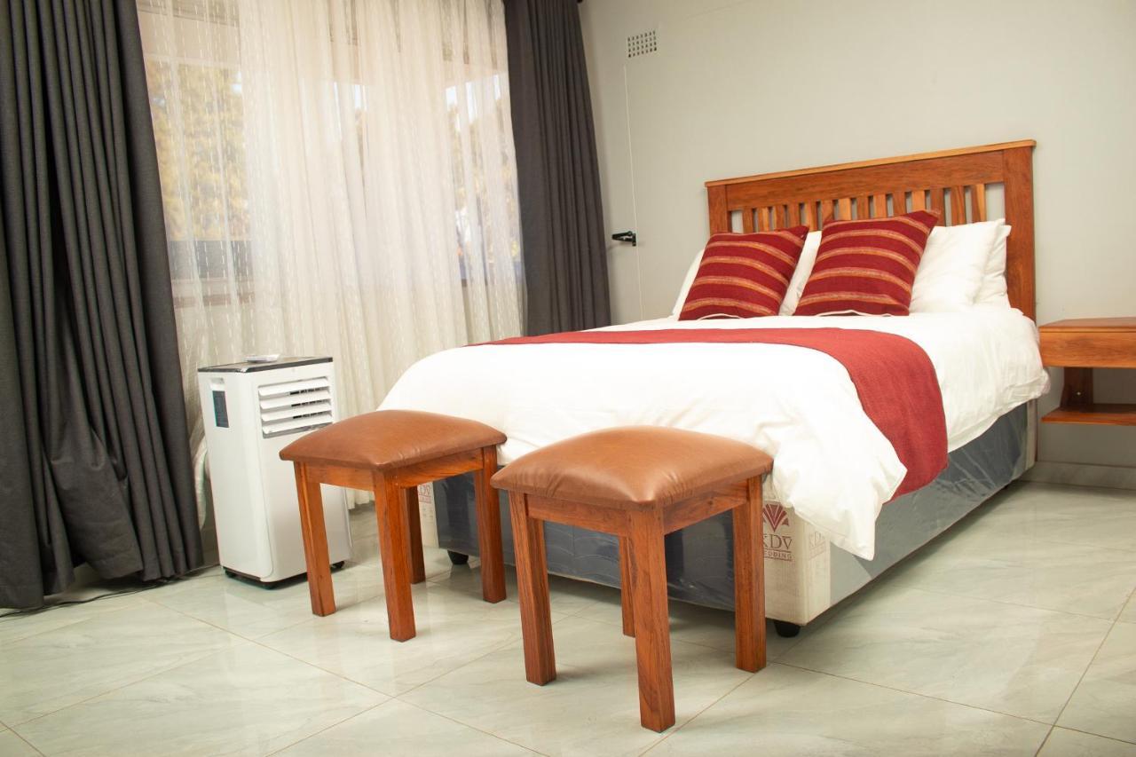 R Executive Apartments 하라레 외부 사진